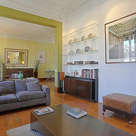 Brazilian Chic Portuguese Living شقة Lisboa