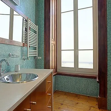 Brazilian Chic Portuguese Living شقة Lisboa