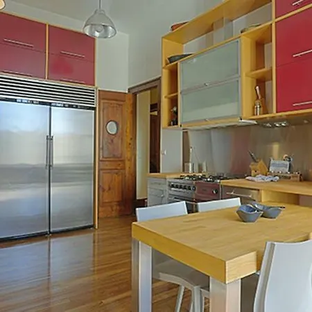 Brazilian Chic Portuguese Living شقة Lisboa