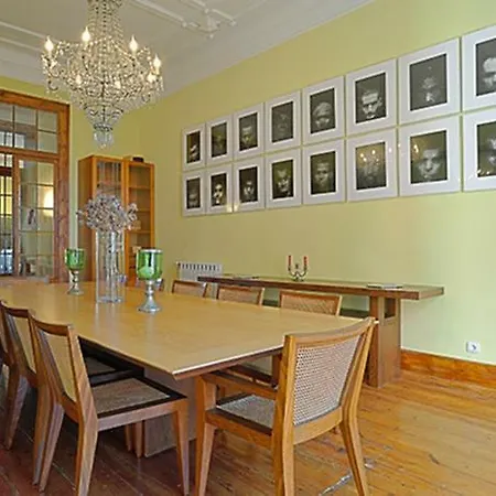 Apartment Brazilian Chic Portuguese Living *
