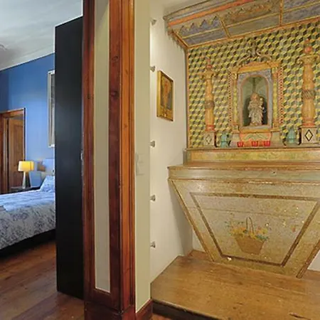 Brazilian Chic Portuguese Living Apartment